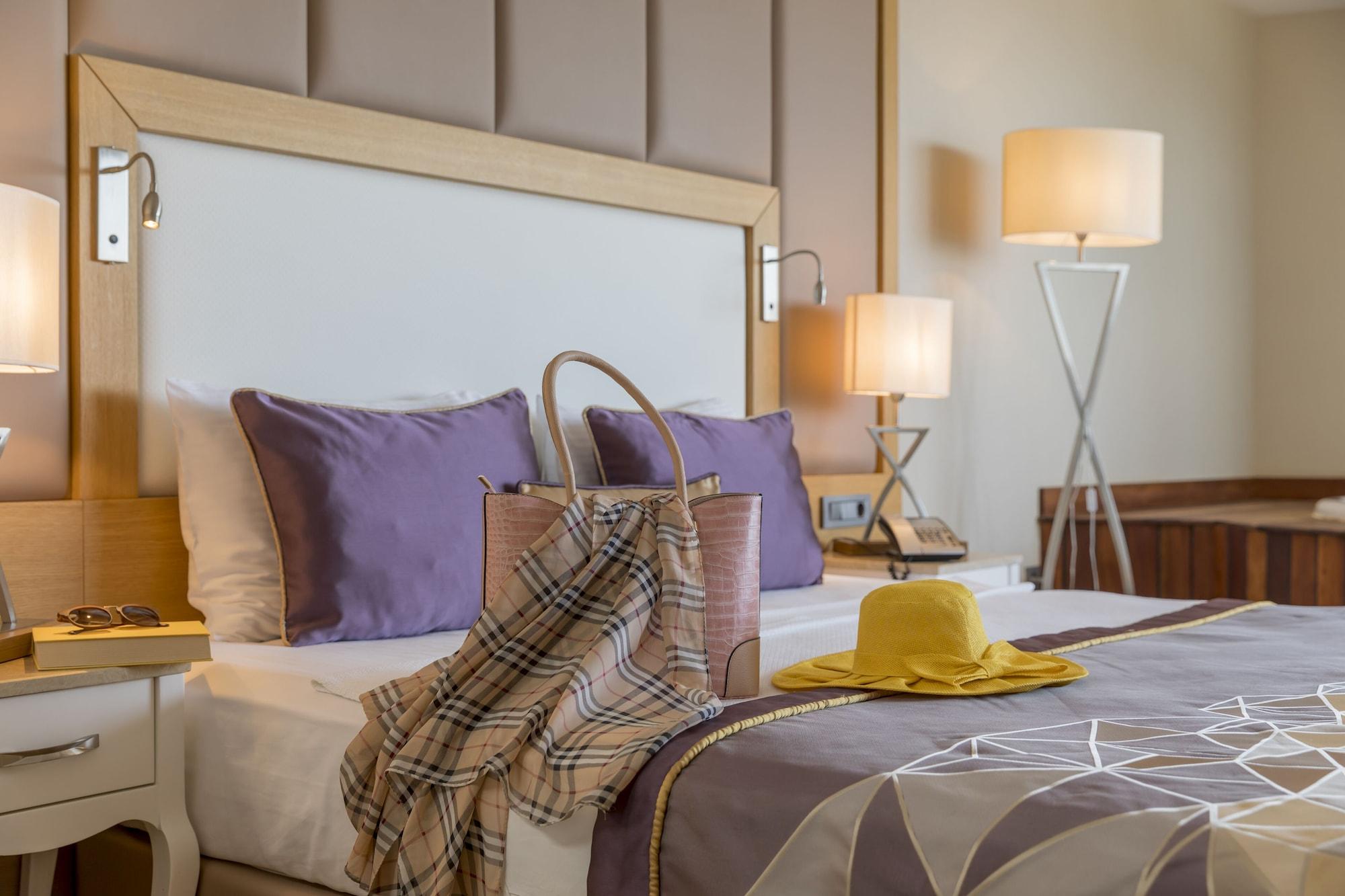 Mary Hotels Αλάνια Εξωτερικό φωτογραφία